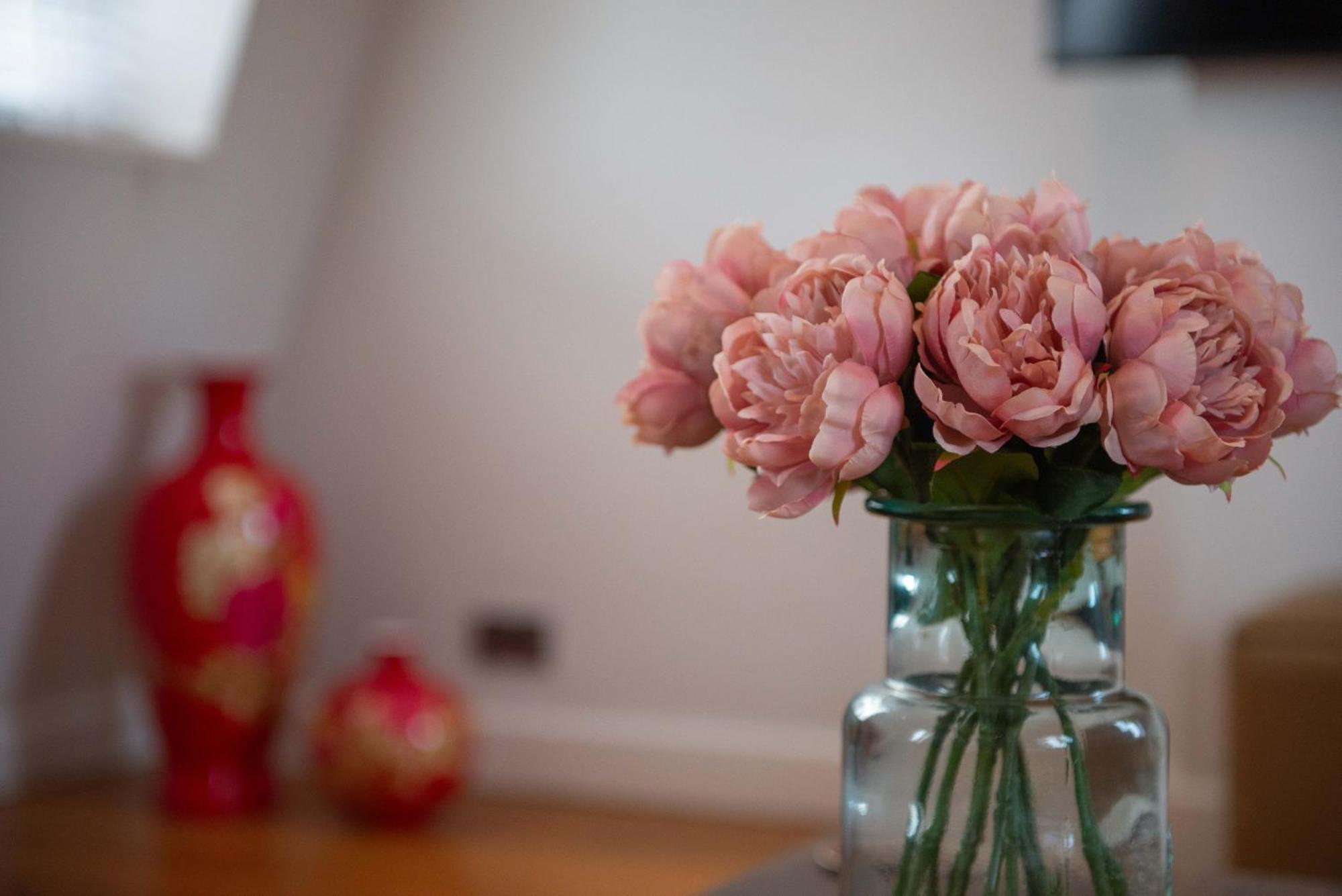 Stylish Townhouse, Work Desk, Fast Wi-Fi, Sleeps 6 스탬포드 외부 사진